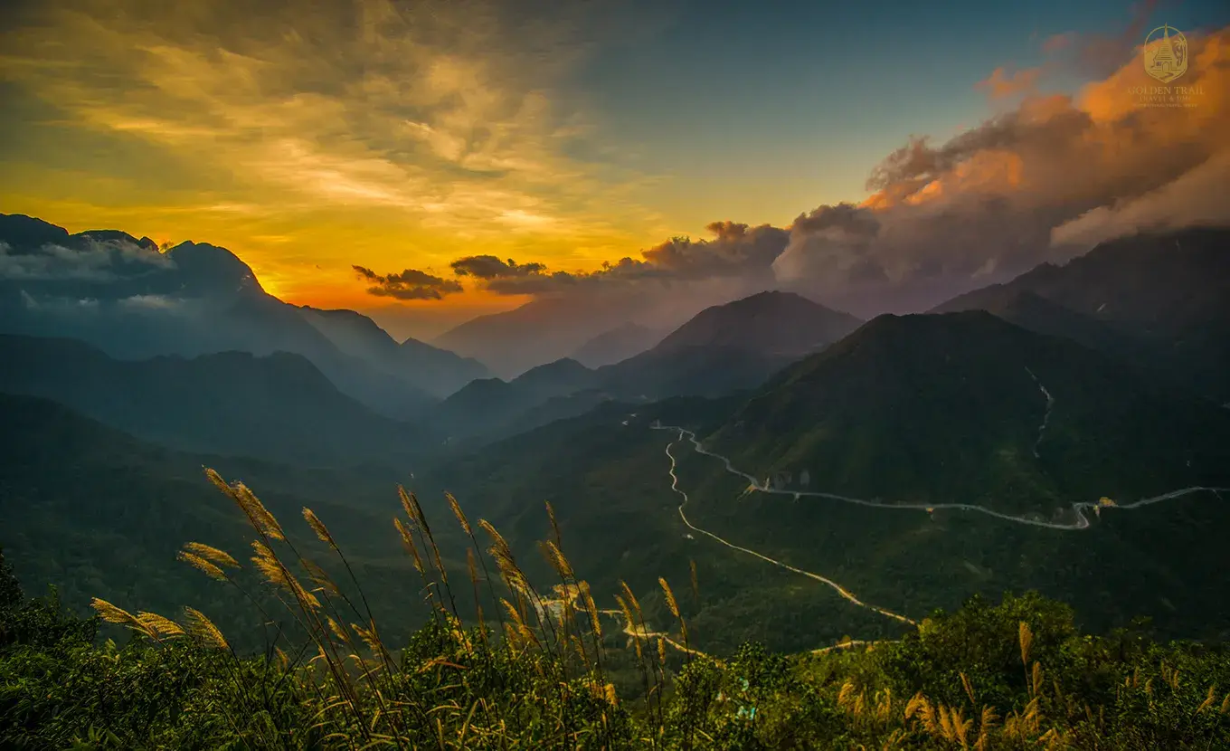 The Ultimate Vietnam Tour: 24 Days of Hidden Highlights & Authentic Adventures